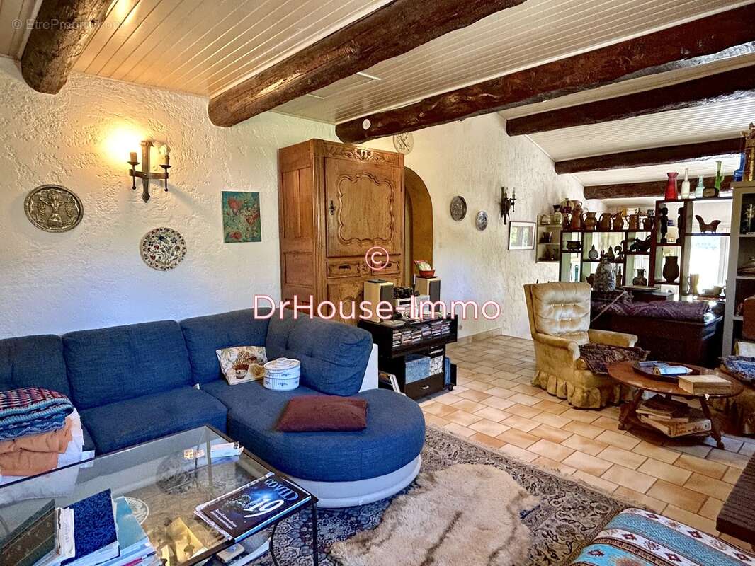 Maison à LORGUES