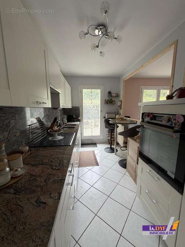 Appartement à TREMBLAY-EN-FRANCE