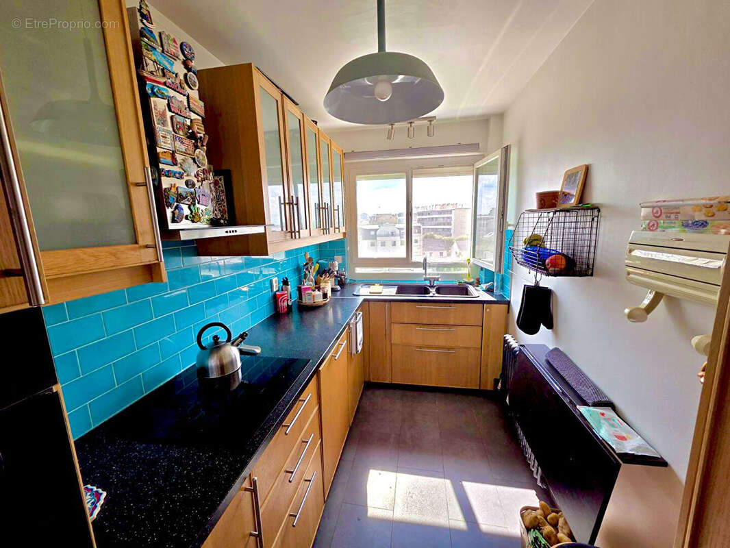 Appartement à LA GARENNE-COLOMBES