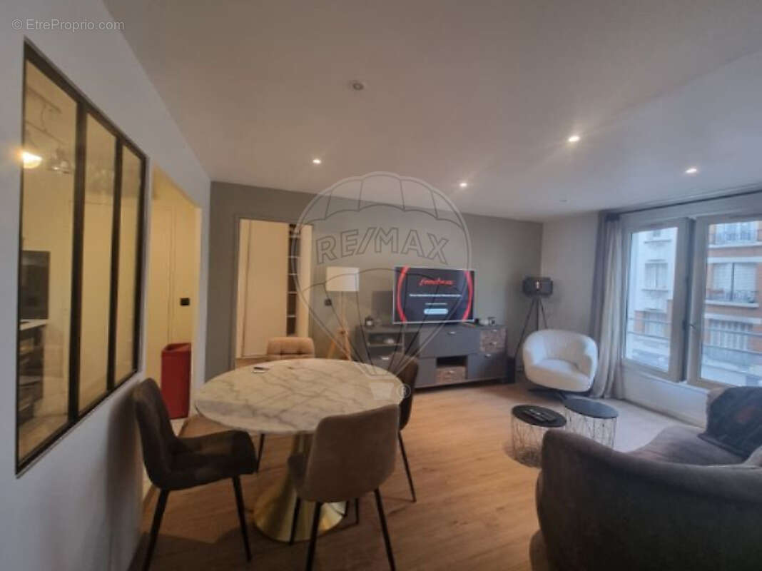 Appartement à LEVALLOIS-PERRET