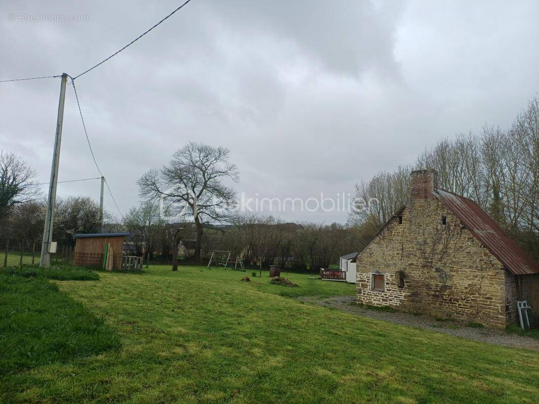 Maison à VILLEDIEU-LES-POELES