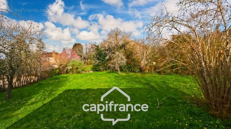 Maison à vendre 4 pièces SIORAC EN PERIGORD, sous-sol de 100m² exploitable  jardin 1933m² - photo 46