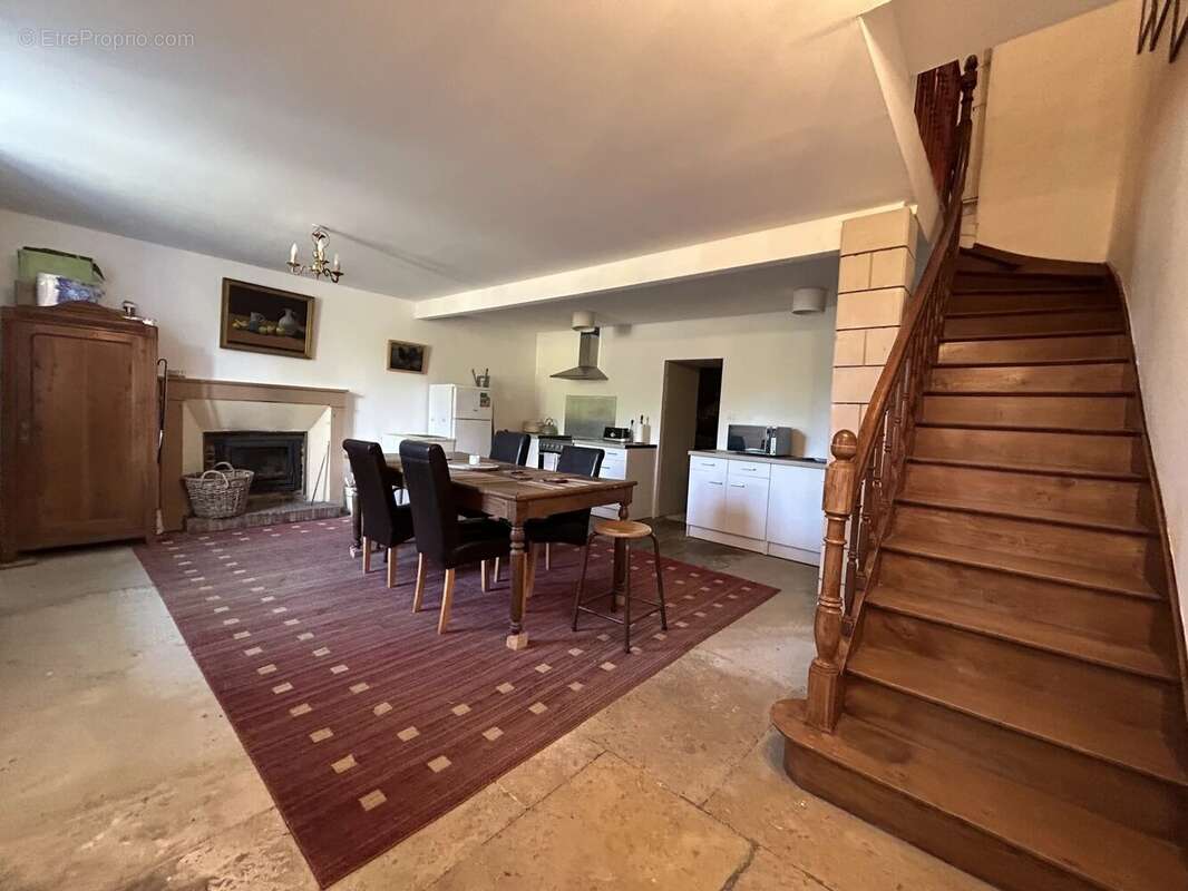 Maison à SAUZE-VAUSSAIS