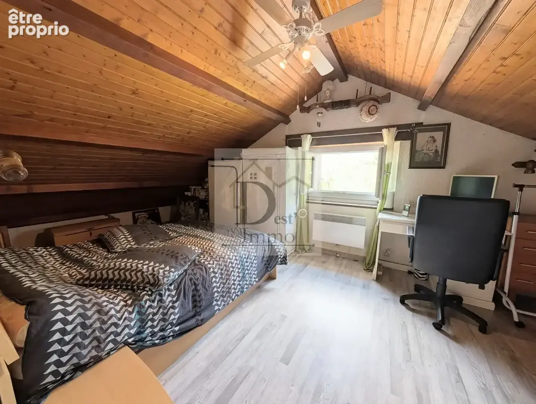 Maison familiale de 140 m2 sur sous-sol complet — Étagnac - photo 5