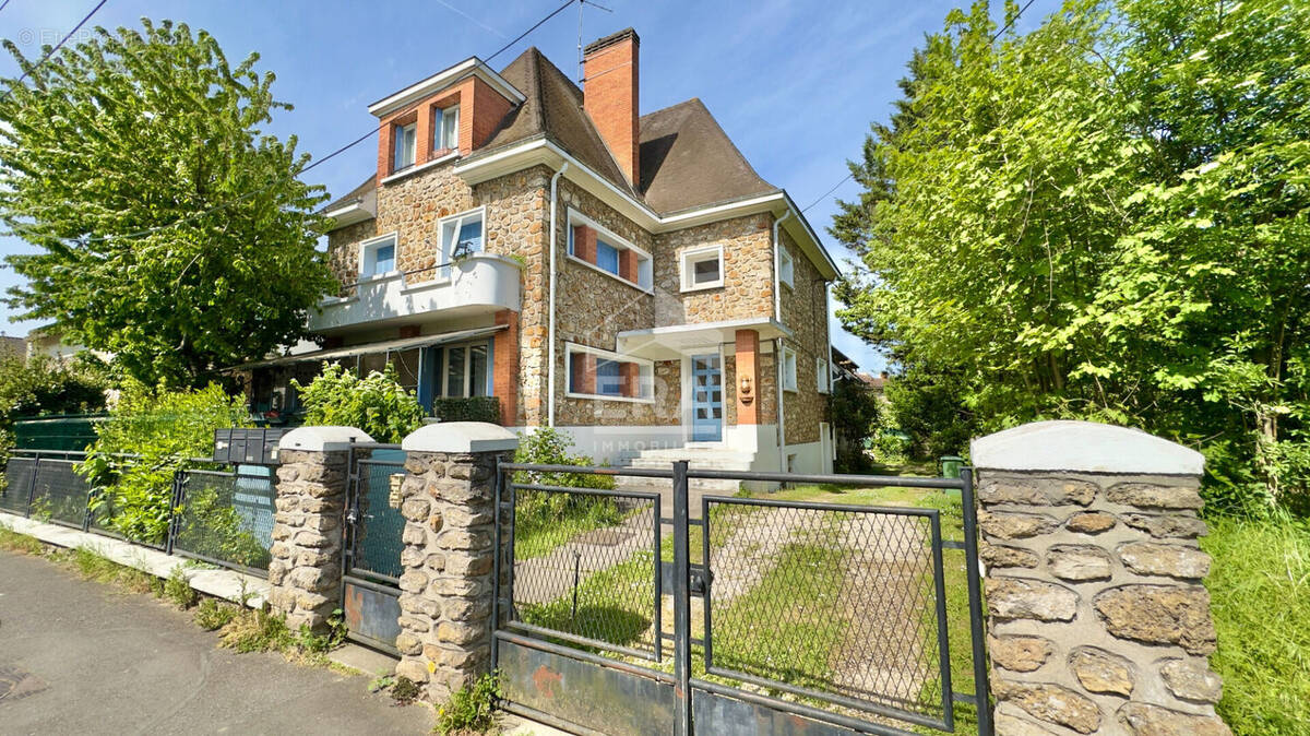 Appartement à ATHIS-MONS