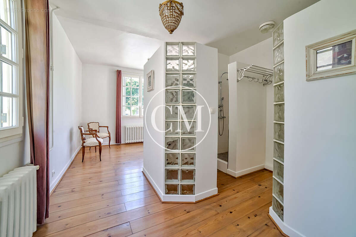 Maison à MONTFORT-L&#039;AMAURY