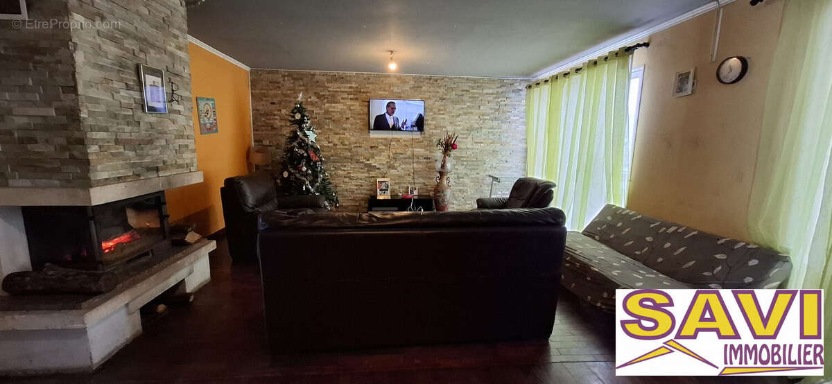 Maison à FERRIERES-EN-GATINAIS