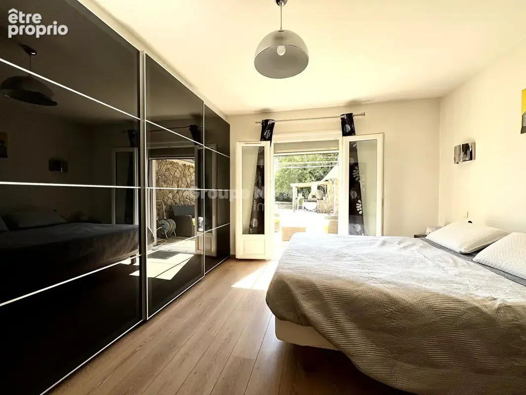 Maison individuelle piscine dependance. - photo 7