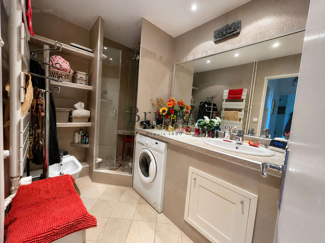 Appartement à SAINT-MAUR-DES-FOSSES