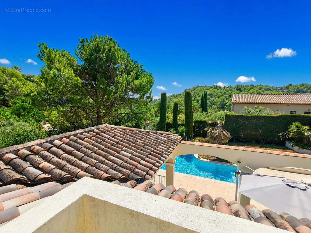 Maison 155 m² à Roquefort-Les-Pins  - photo 8