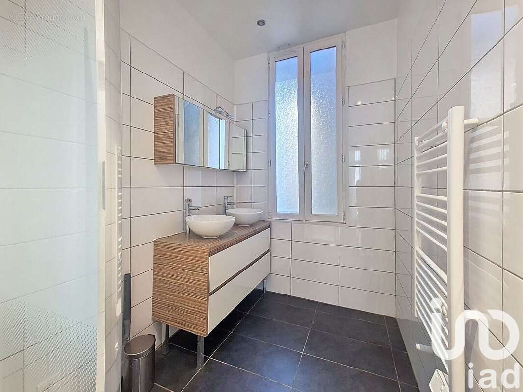 Photo 8 - Appartement à MARSEILLE-2E