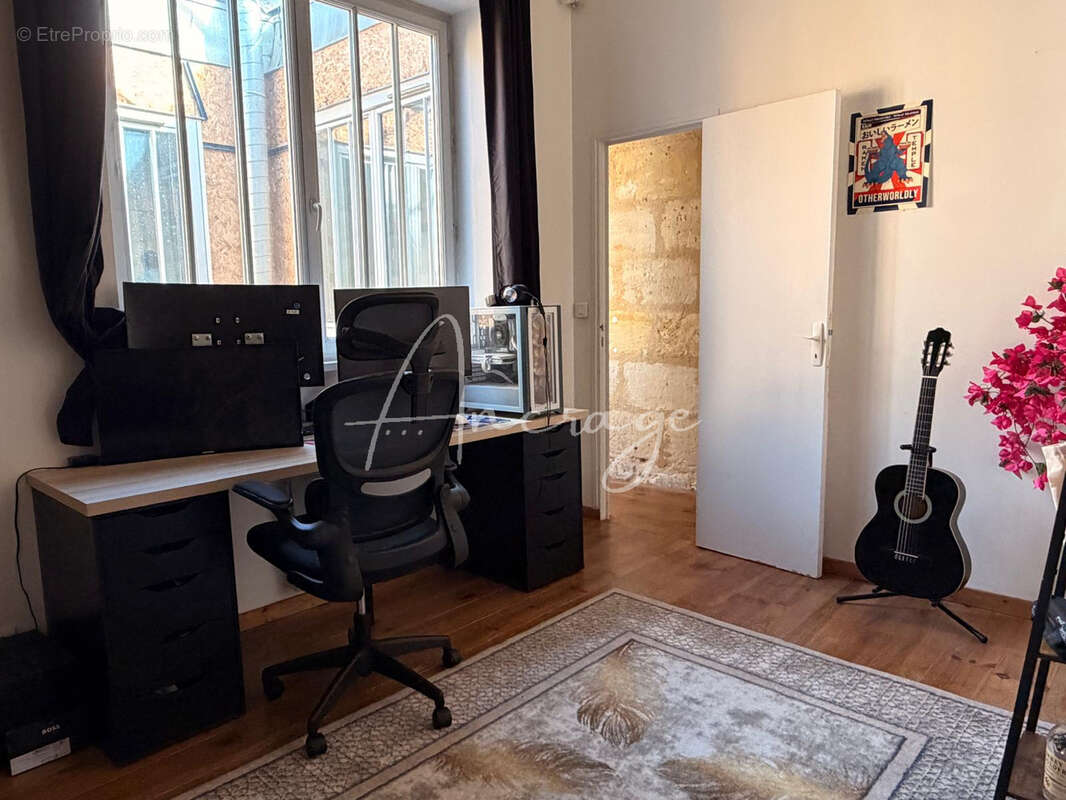 Appartement à BORDEAUX