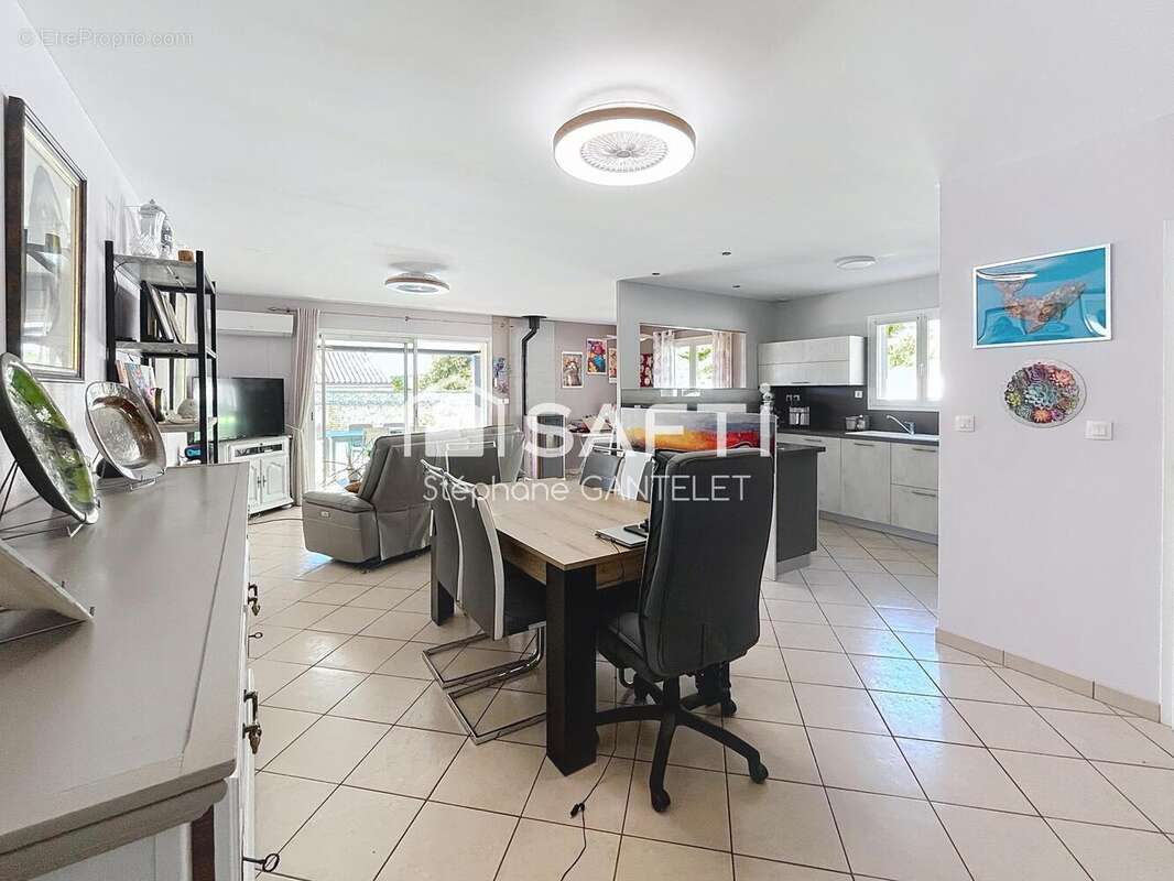 Photo 4 - Maison à LAGORCE