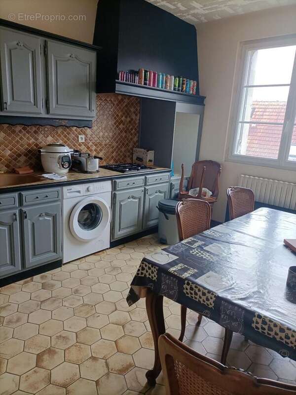 Photo 5 - Appartement à LA CHARTRE-SUR-LE-LOIR