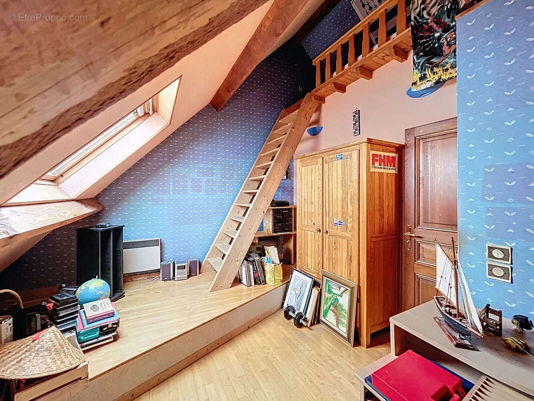 Maison à SAINTRY-SUR-SEINE