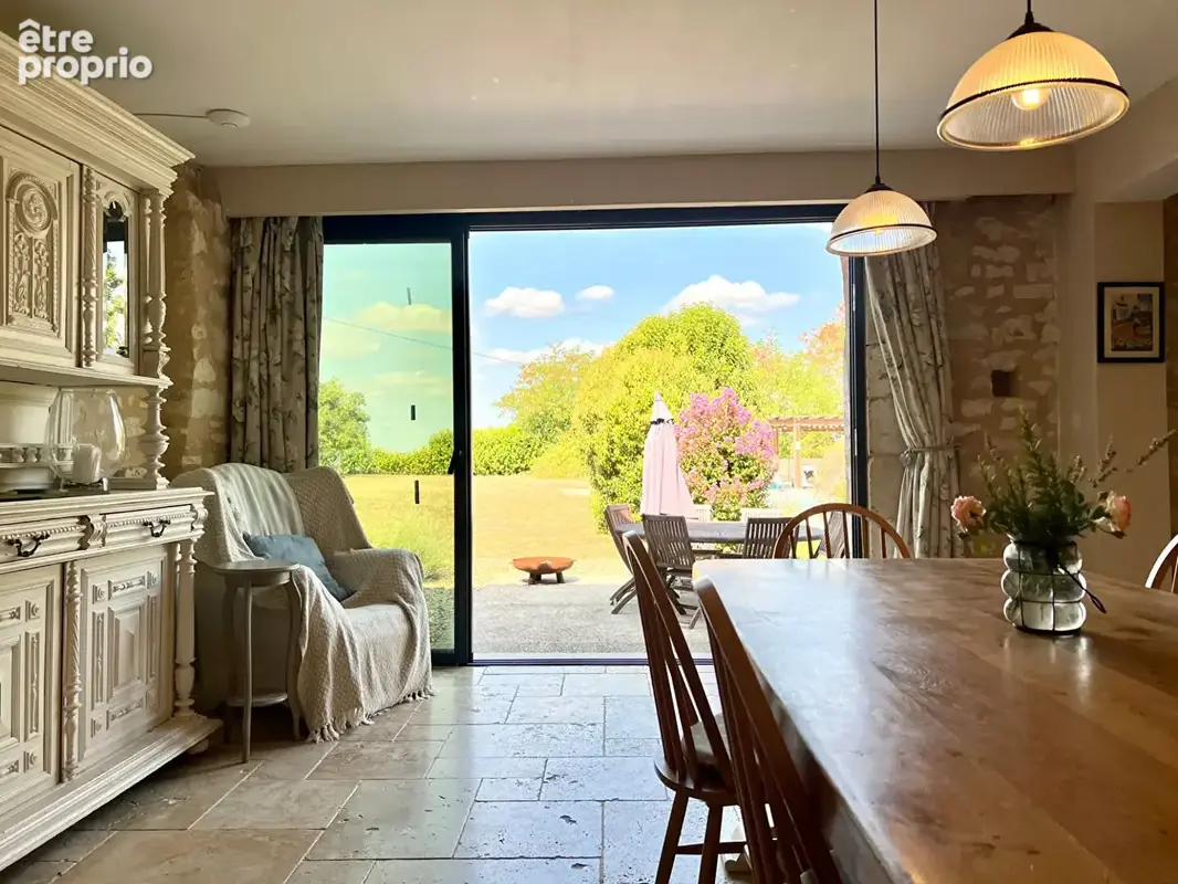 Élégante propriété familiale avec piscine dans un cadre paisible - photo 10
