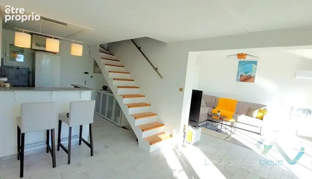 Vente Mazet 2 pièces dans une résidence avec piscine à Cogolin - photo 2