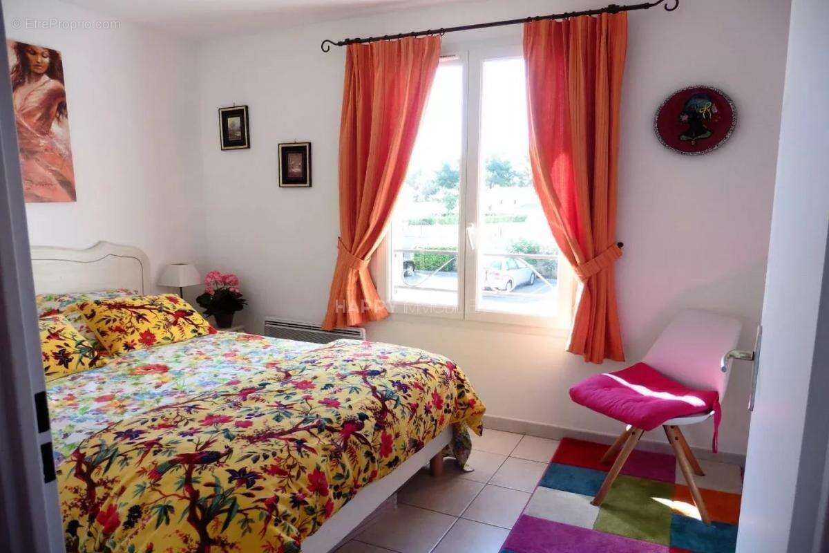 Appartement à PARADOU