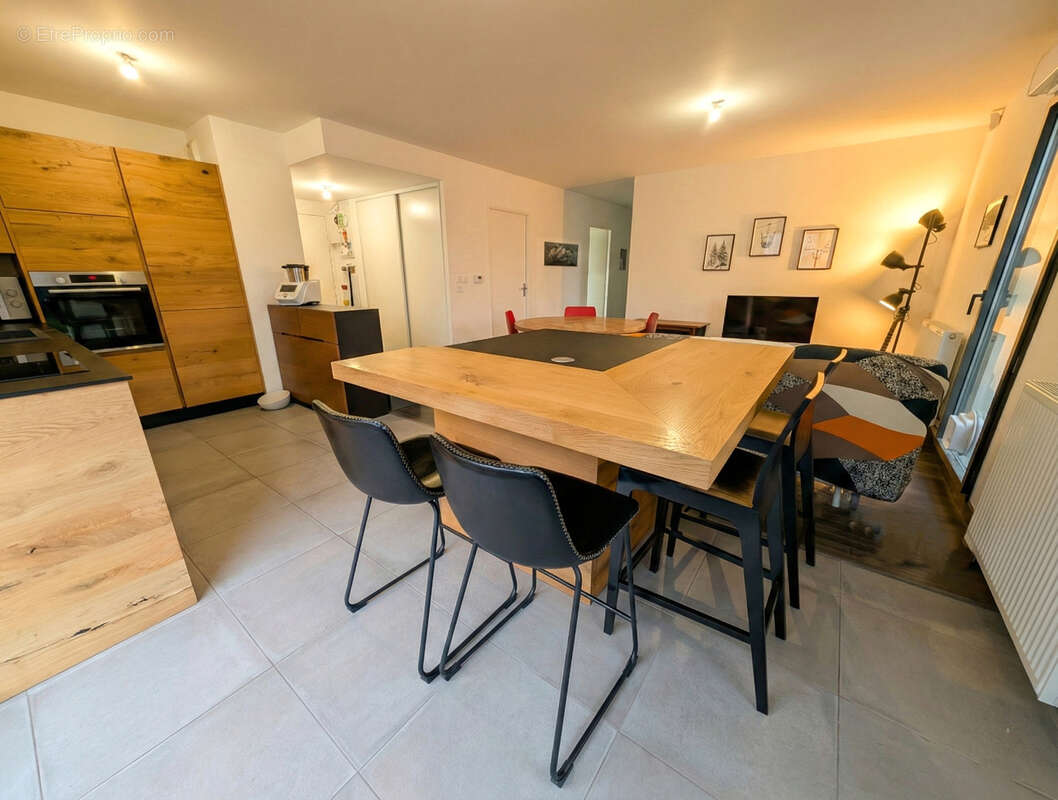 Appartement à DIVONNE-LES-BAINS