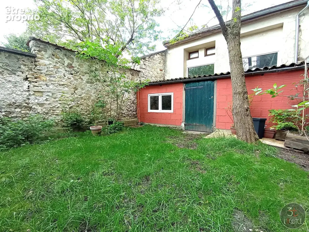 Appartement à FONTENAY-SOUS-BOIS