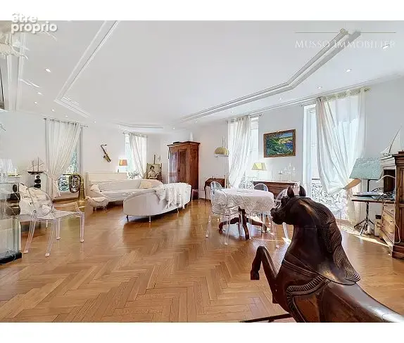 Appartement 4 pièces 108 m² à vendre à Marseille-7e (13007) - photo 1