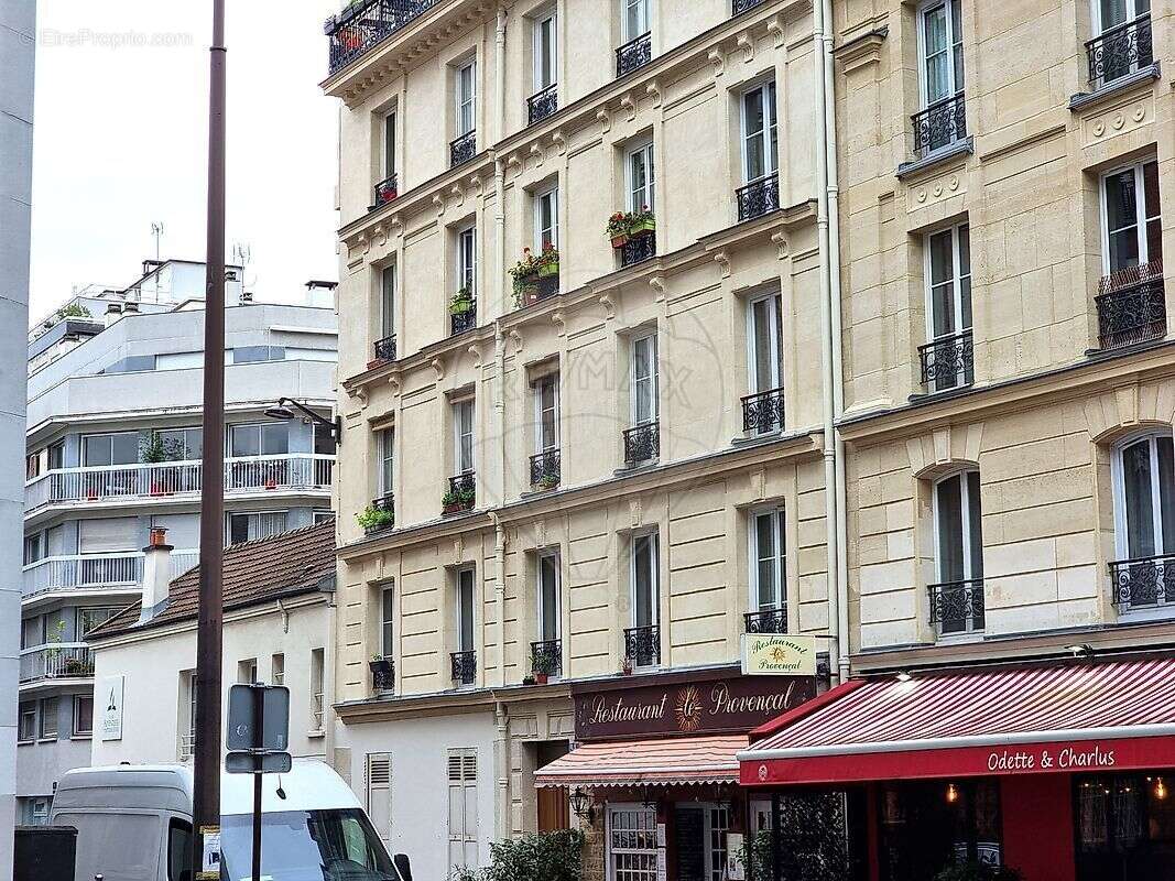 Appartement à PARIS-20E