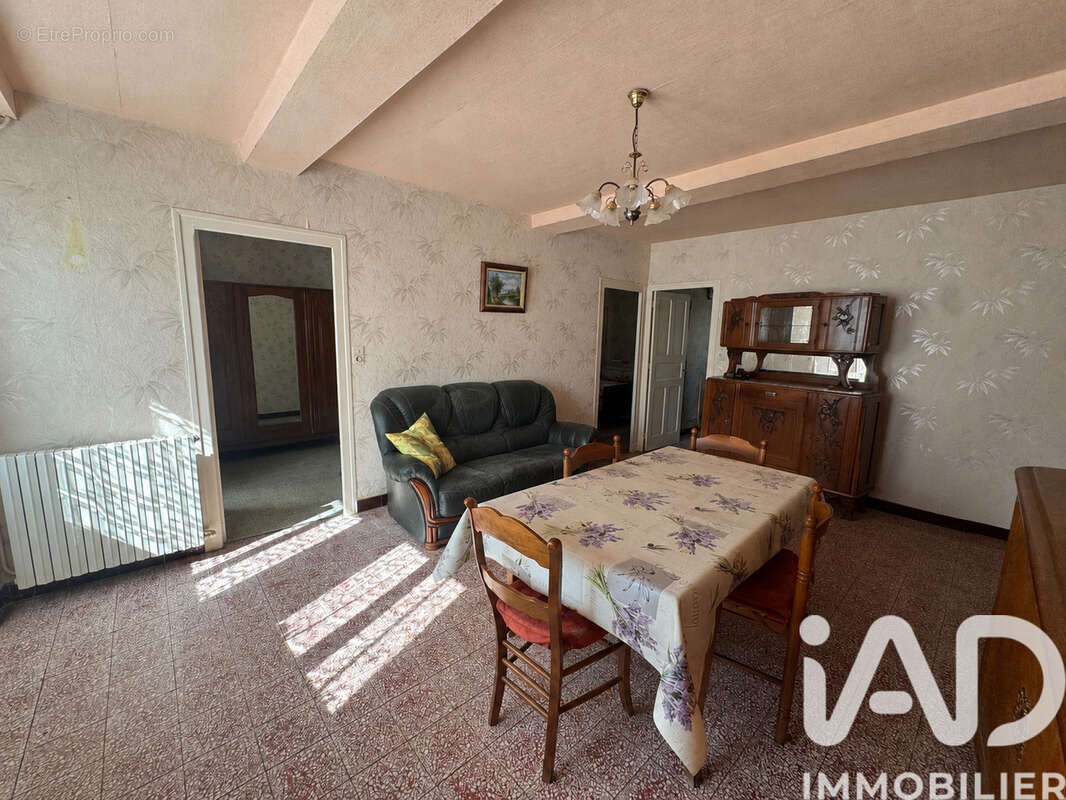 Maison 68 m² à Morey  - photo 8