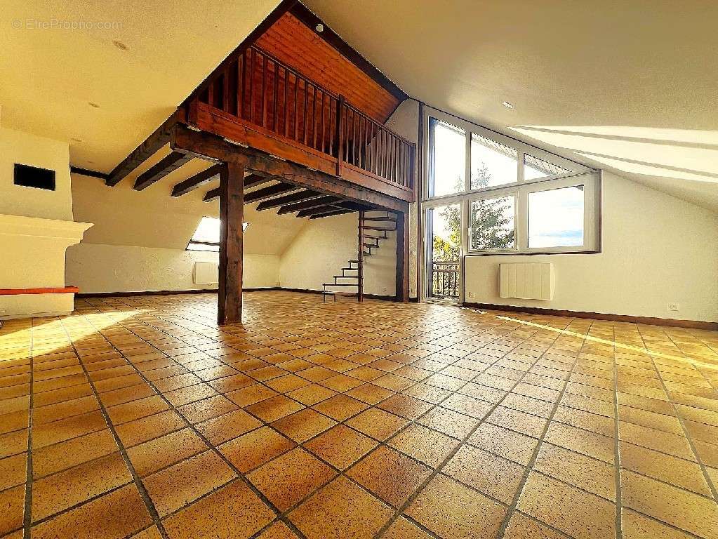 Appartement à CHAVANOD