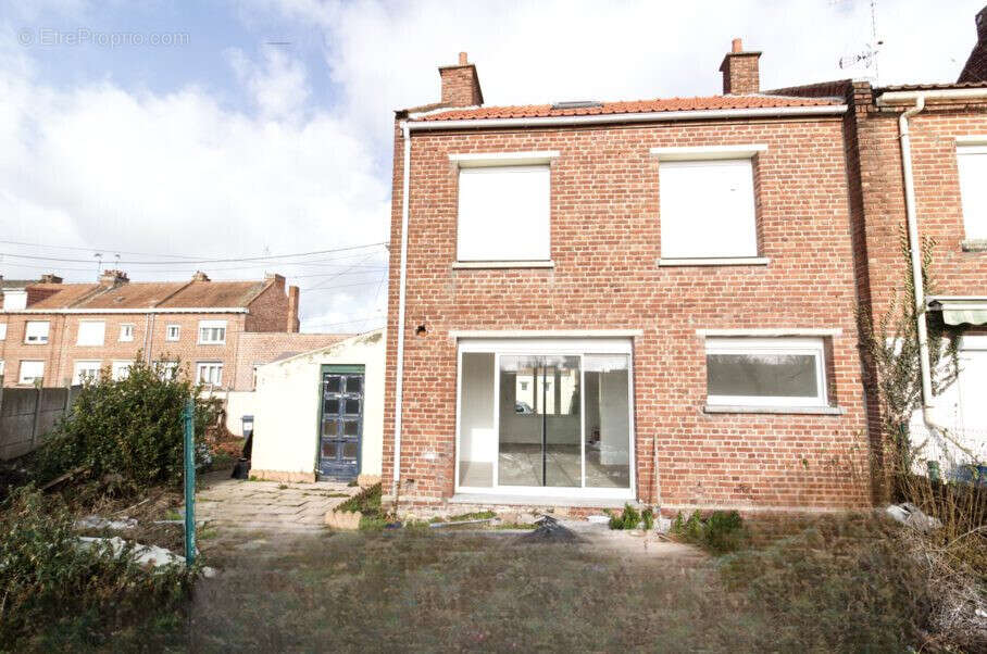 Maison à SIN-LE-NOBLE