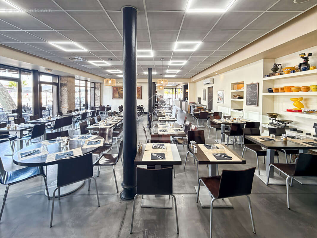 Autre à MARSEILLE-2E