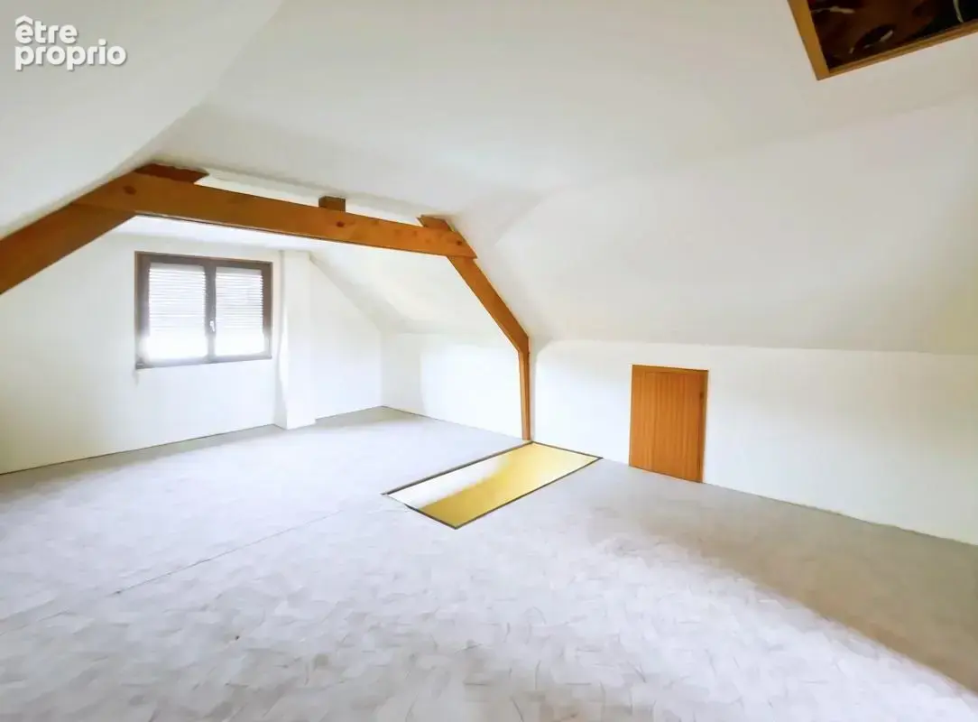  Maison à rénover avec sous-sol, véranda et combles aménageables  Beau potentiel, idéal projet familial ou investissement immobi - photo 9