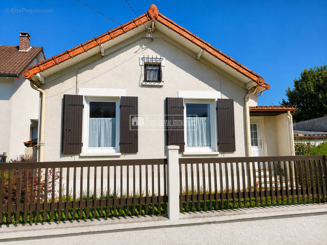 Maison à SAVIGNY-SUR-ORGE
