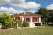 Maison à CONDAT-SUR-TRINCOU