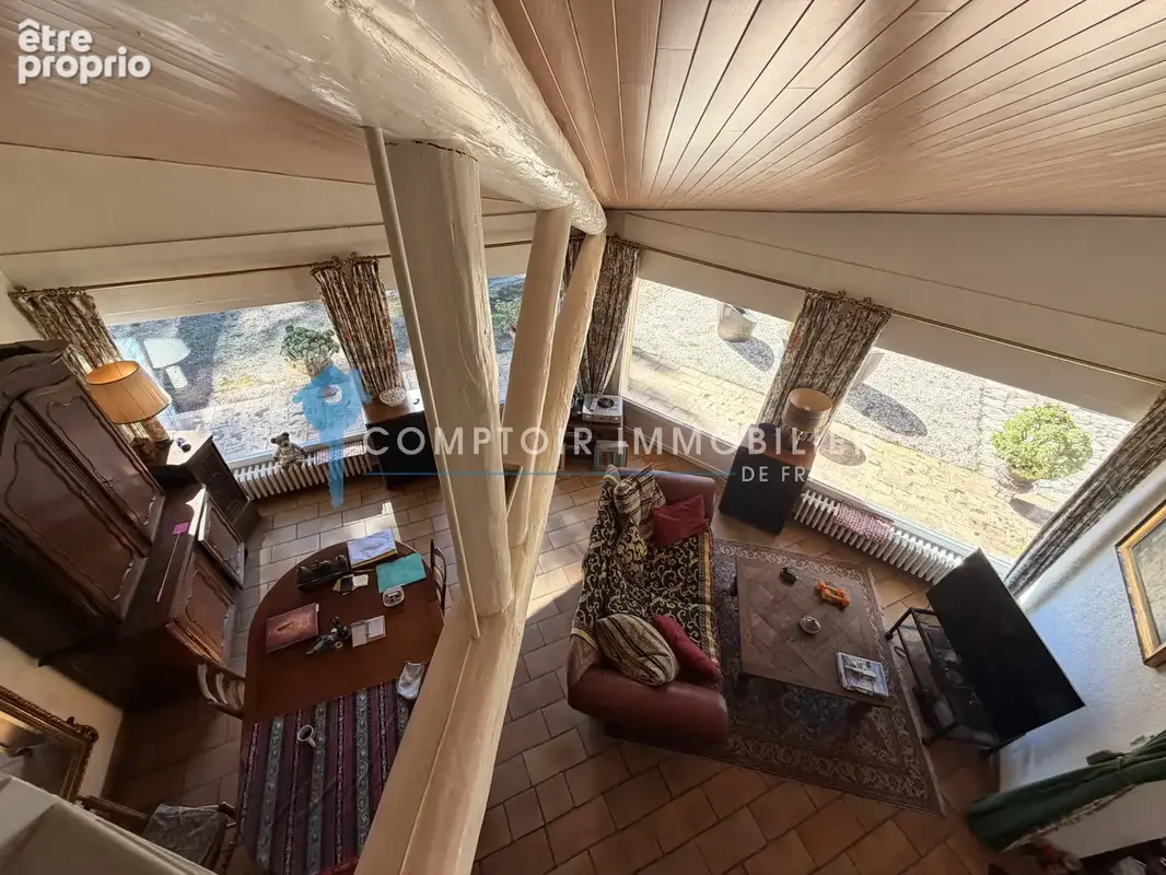 En exclusivité, Boissières sur 5300 m2 de terrain environ, villa d'architecte de 160 m2 3 chambres, Piscine co - photo 11