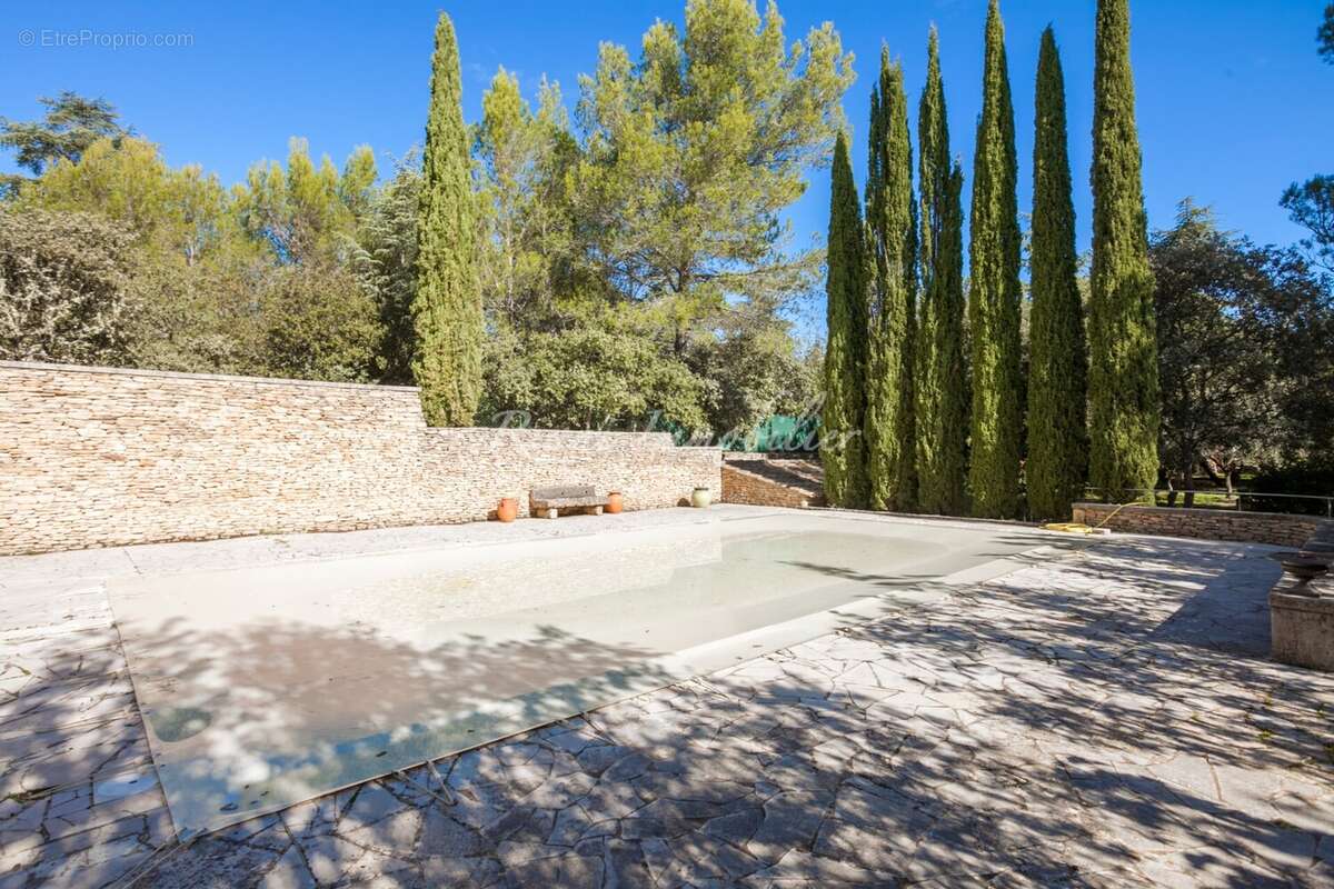 Maison à CABRIERES-D&#039;AVIGNON