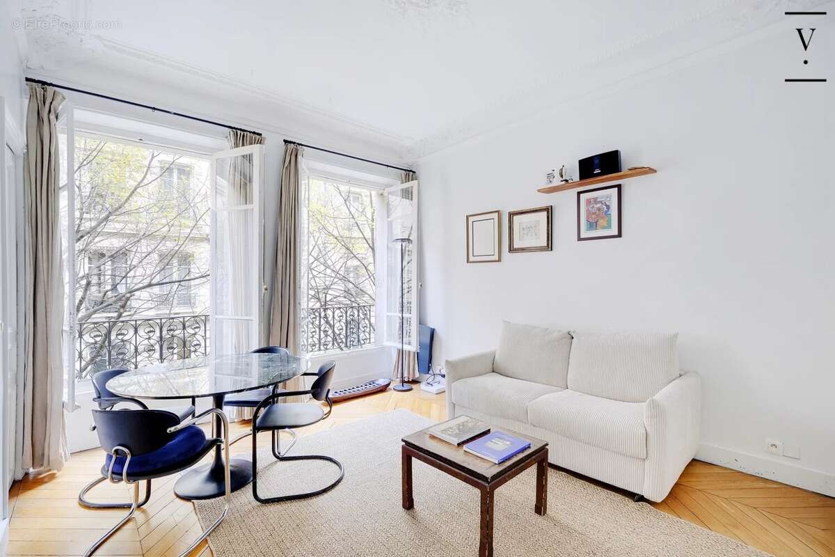 Appartement à PARIS-4E