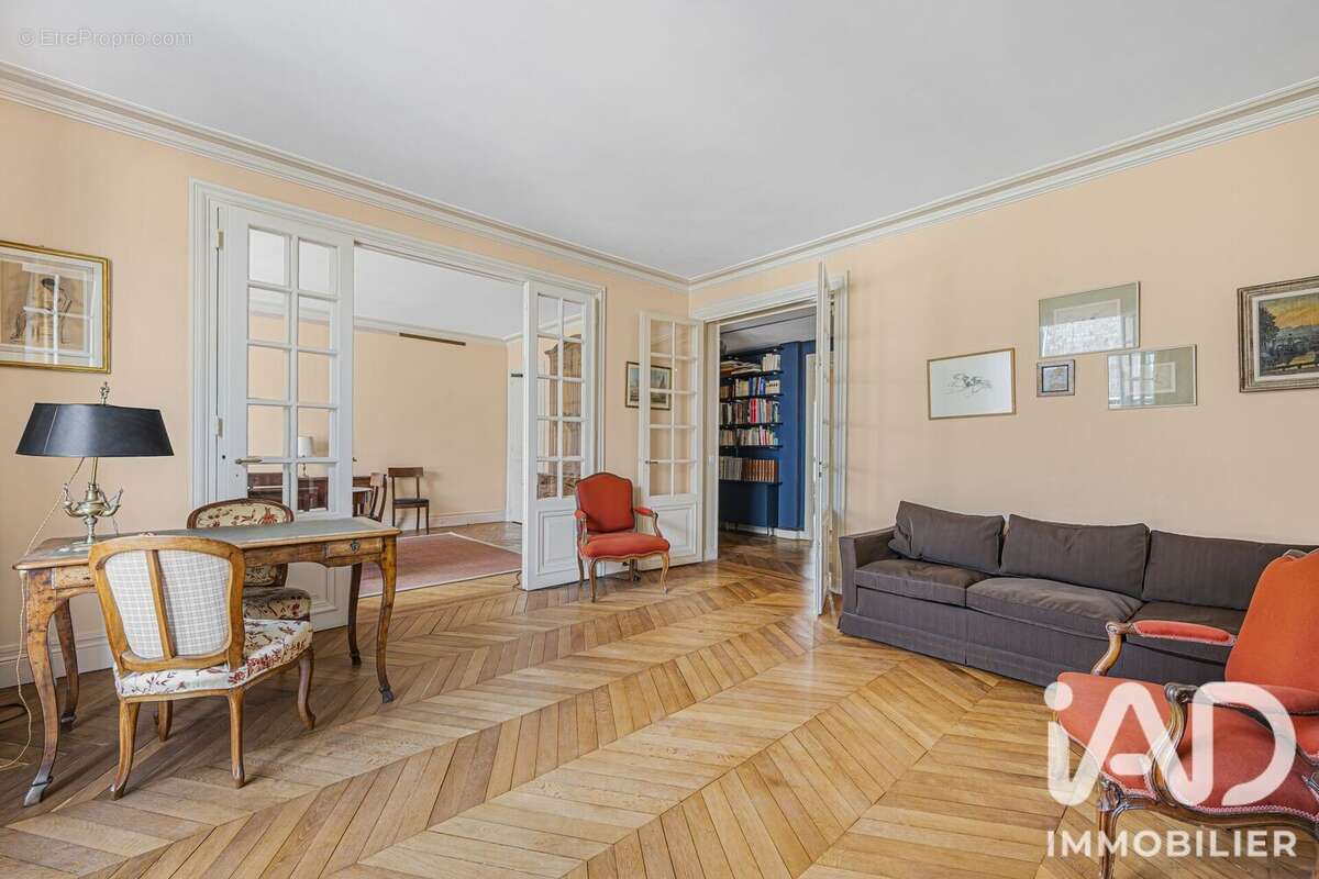 Photo 4 - Appartement à PARIS-7E