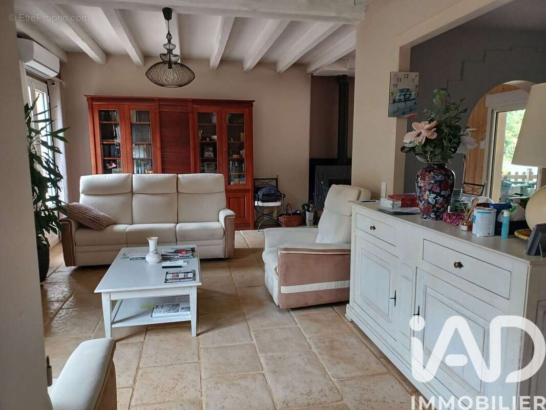 Maison 180 m² à Saint-Crepin-Et-Carlucet  - photo 4