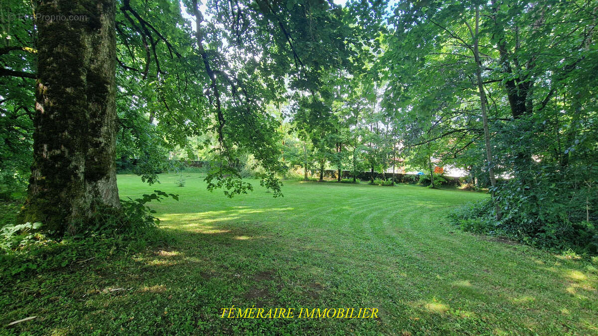 Maison à VERS-EN-MONTAGNE