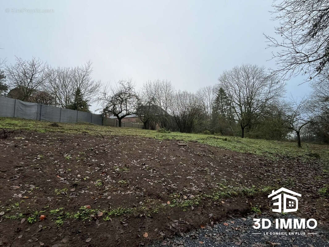Terrain à ETROEUNGT