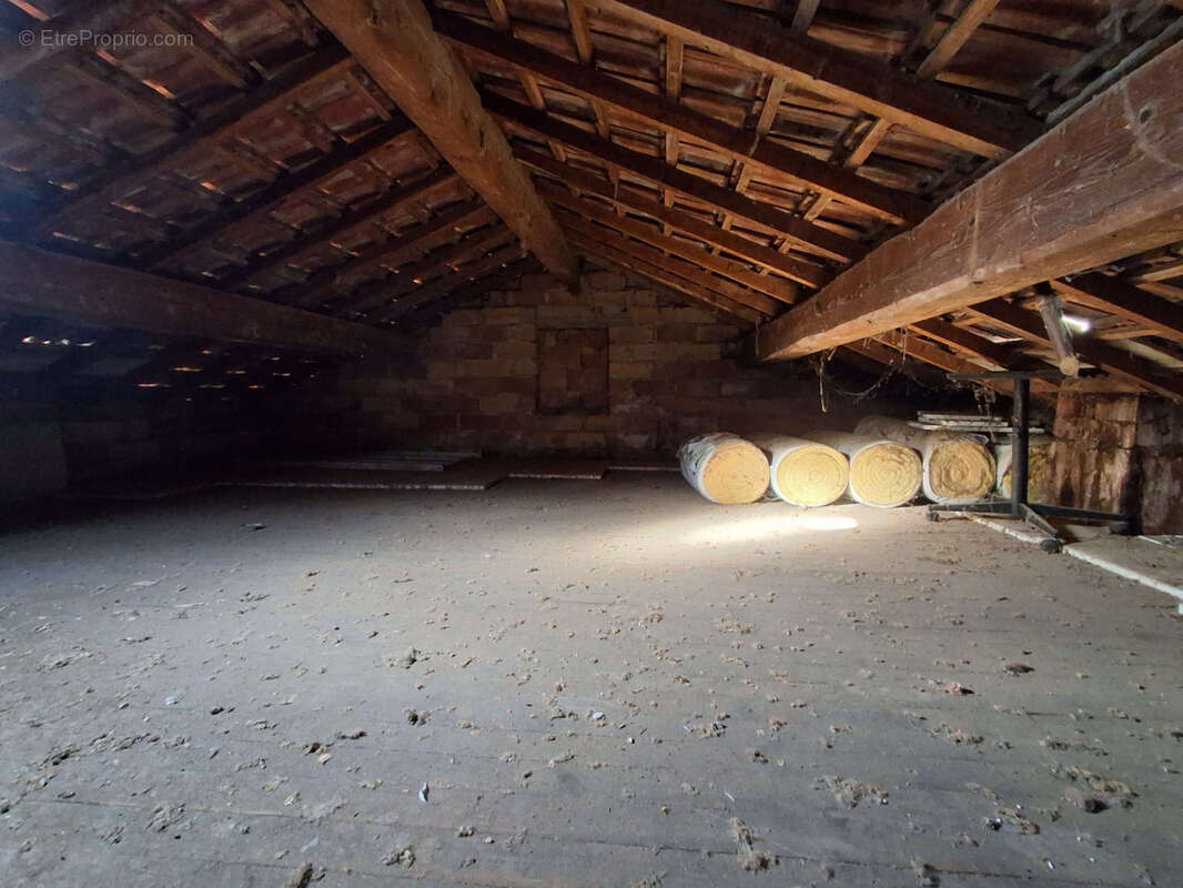 Maison à CHANTEMERLE-LES-BLES