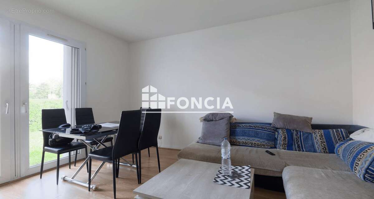 Appartement à CORBEIL-ESSONNES