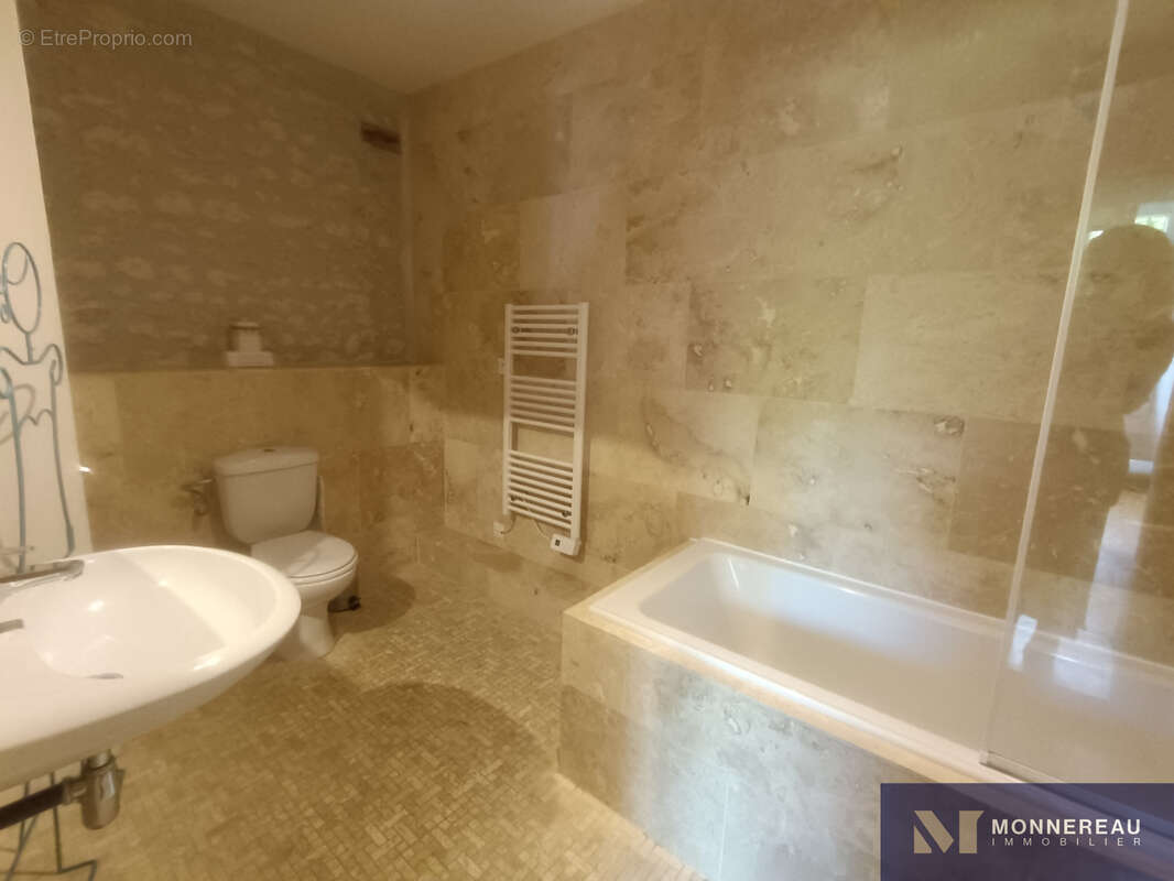 Maison à MORTAGNE-SUR-GIRONDE