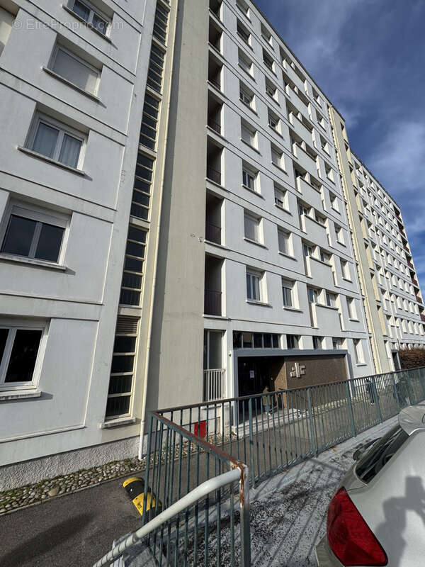 Appartement à CALUIRE-ET-CUIRE