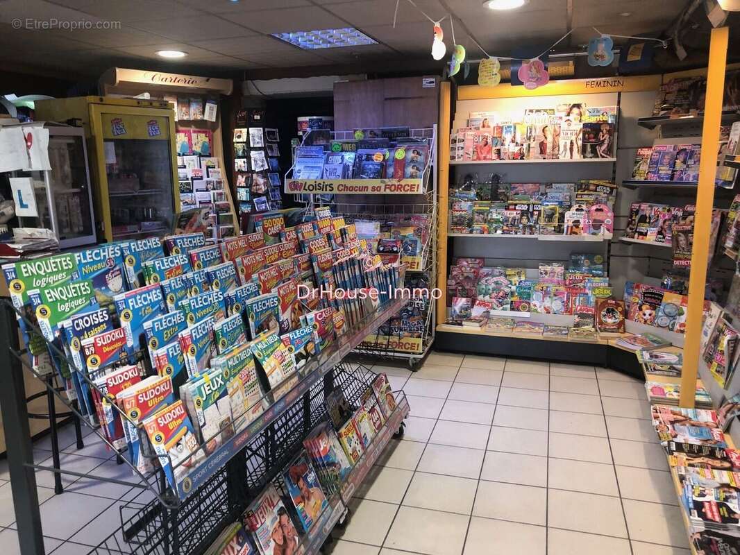 Commerce à MIRECOURT