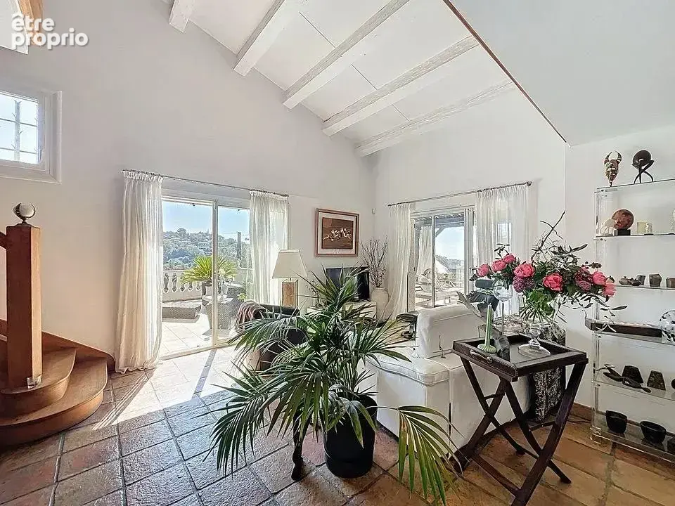 Nice – Villa avec vue mer, piscine et environnement calme - photo 21