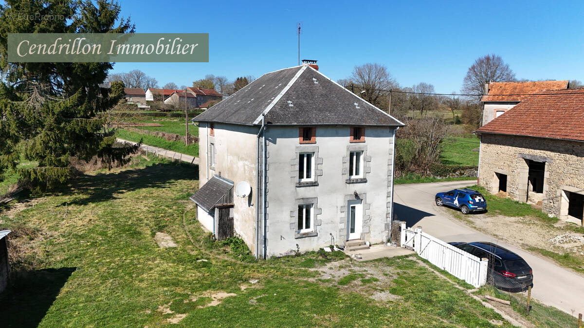 Maison à SAINT-DIZIER-LEYRENNE