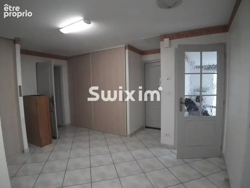 Maison 9 pièces 236 m² à vendre à Lons-Le-Saunier (39000) - photo 9