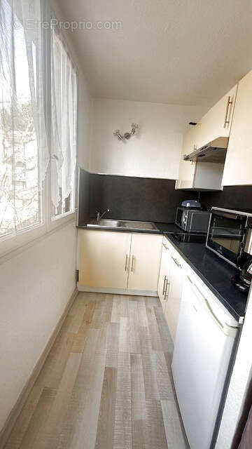 Appartement à GREOUX-LES-BAINS