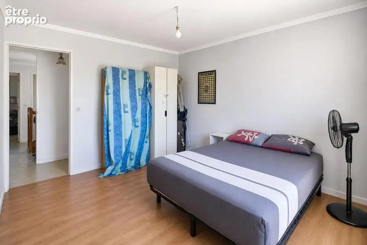 Maison de 6 pièces de 149 m² à Villepinte - photo 9